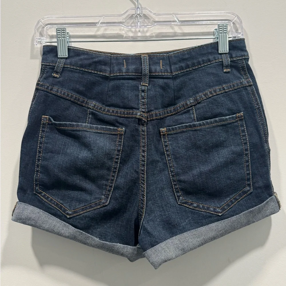 Free People high waisted Jean shorts. Size 27 denim.